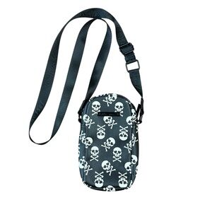 Betsey Johnson skull and crossbones black white crossbody bag